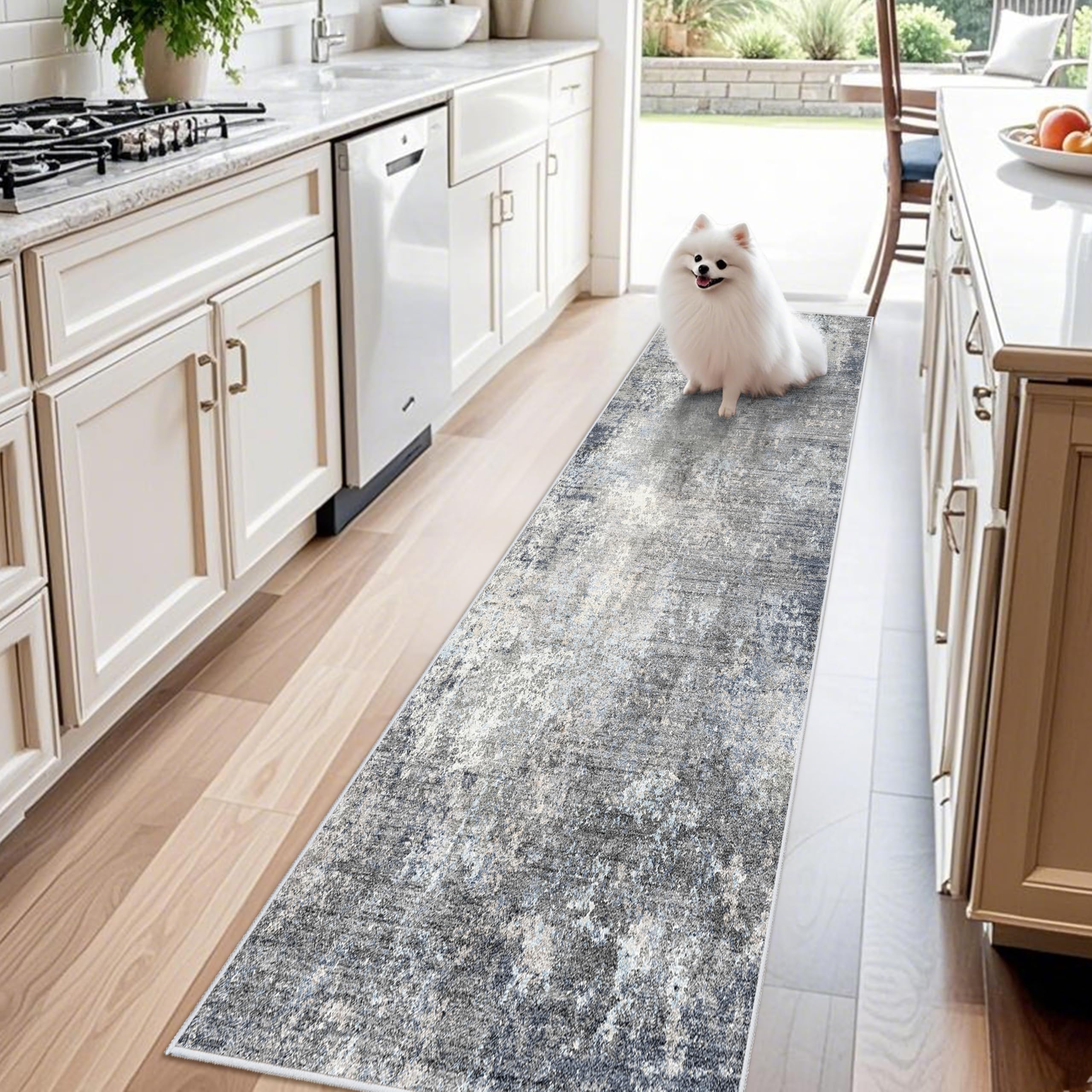 BYYVOO 2x8 runner with non-slip backing for secure placement.