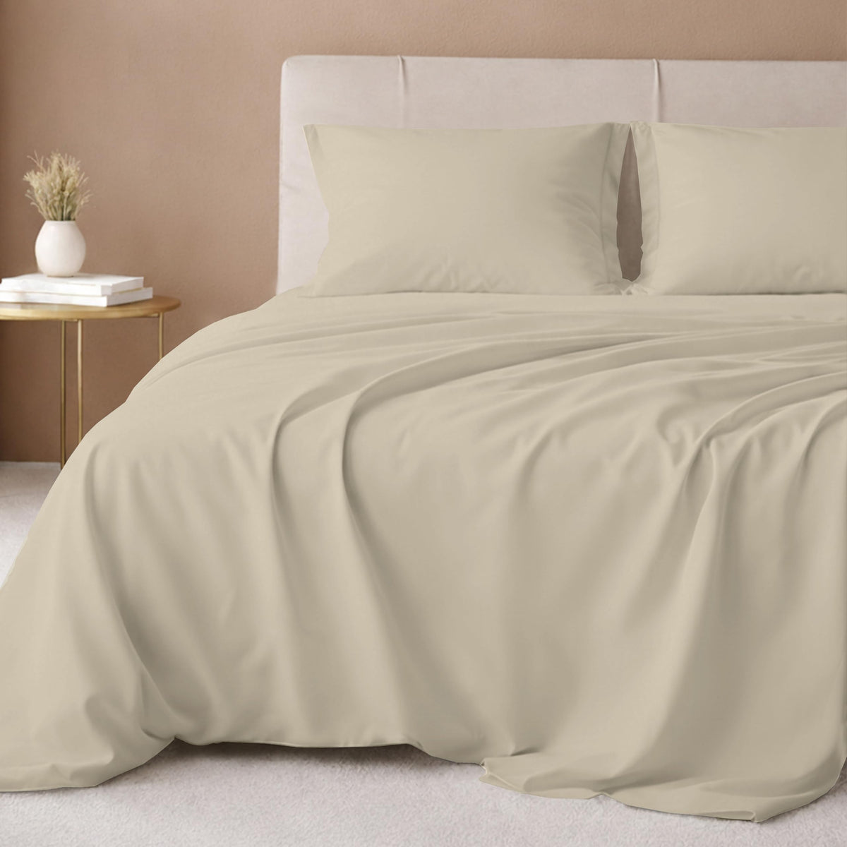 California Design Den queen deep-pocket fitted sheet for secure mattress fit.