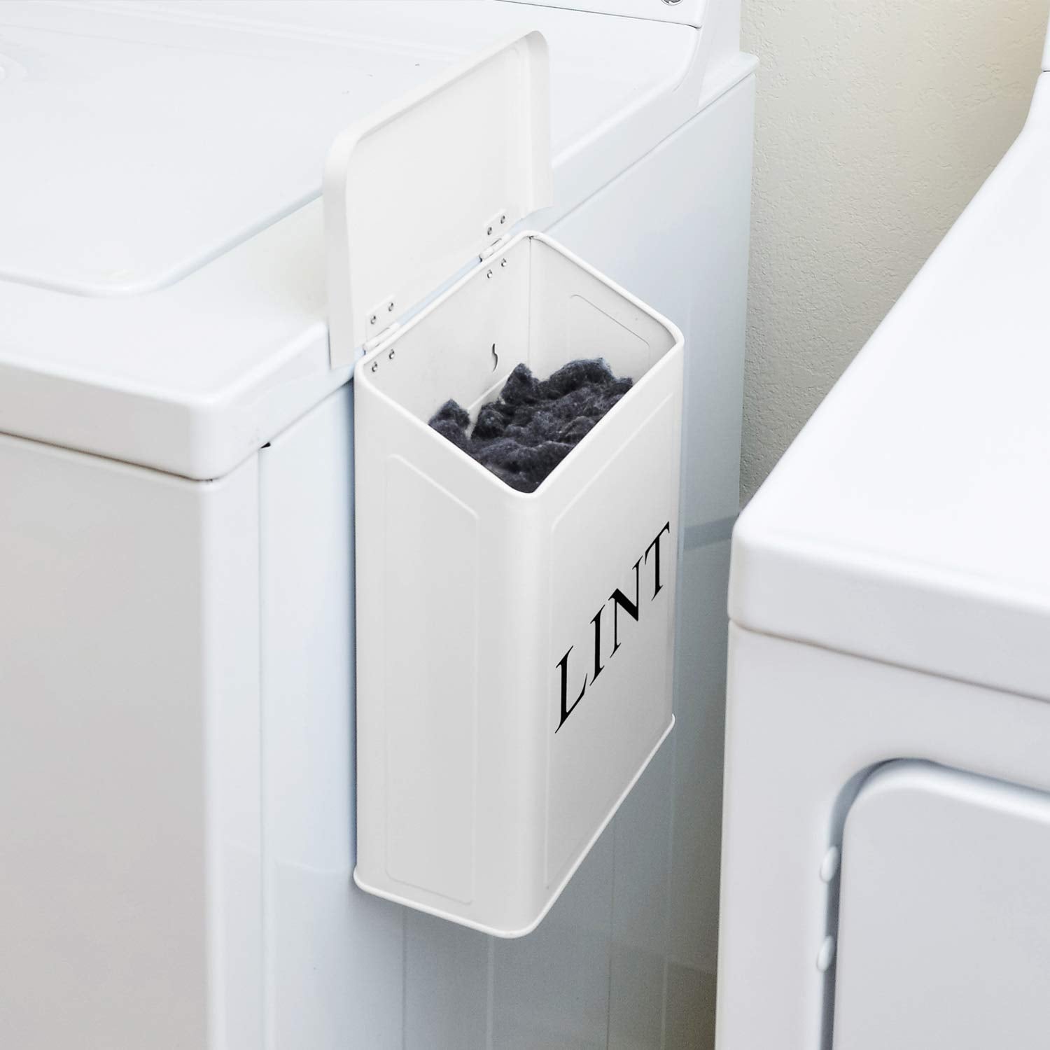 Gift-ready packaging for the Calindiana lint bin.