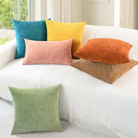 CaliTime invisible zipper closure on pillow cover for neat finish