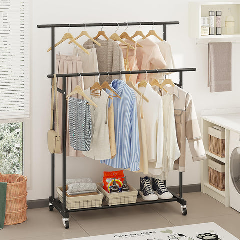 Calmootey rack with brakes to lock wheels in place.