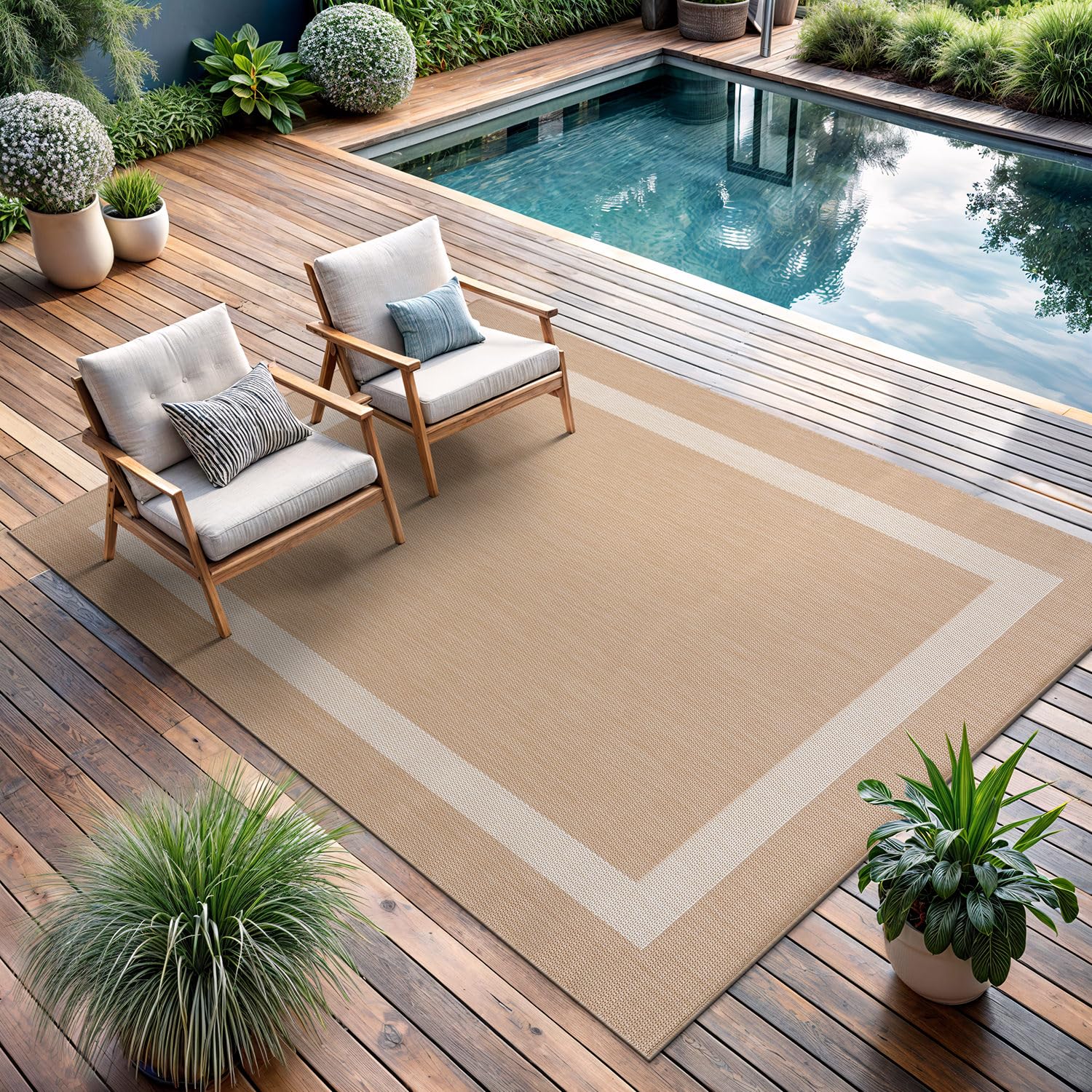 CAMILSON outdoor rug 5x7 bordered beige-white ideal for patio use and easy cleaning.