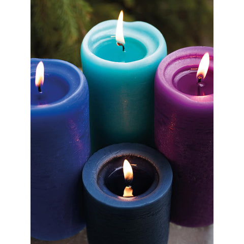 CANDWAX outdoor-use navy pillar candle withstands breeze for cozy evenings.