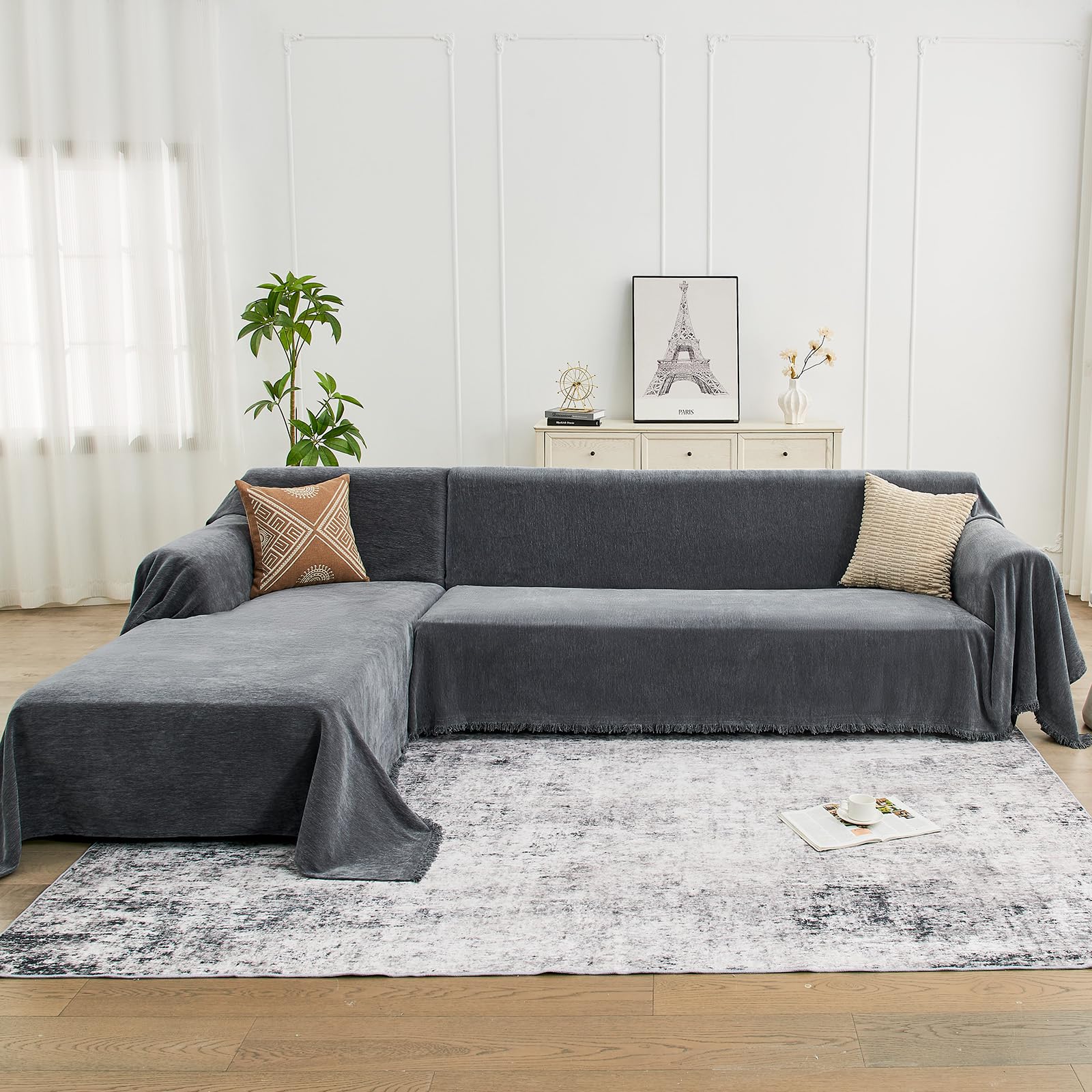CAPALOCA chenille fabric blends softness and durability for relaxed lounging