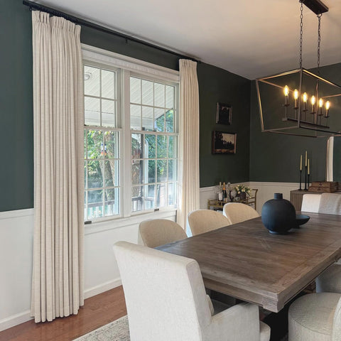 CAPALOCA two-panel set provides balanced fullness and coverage