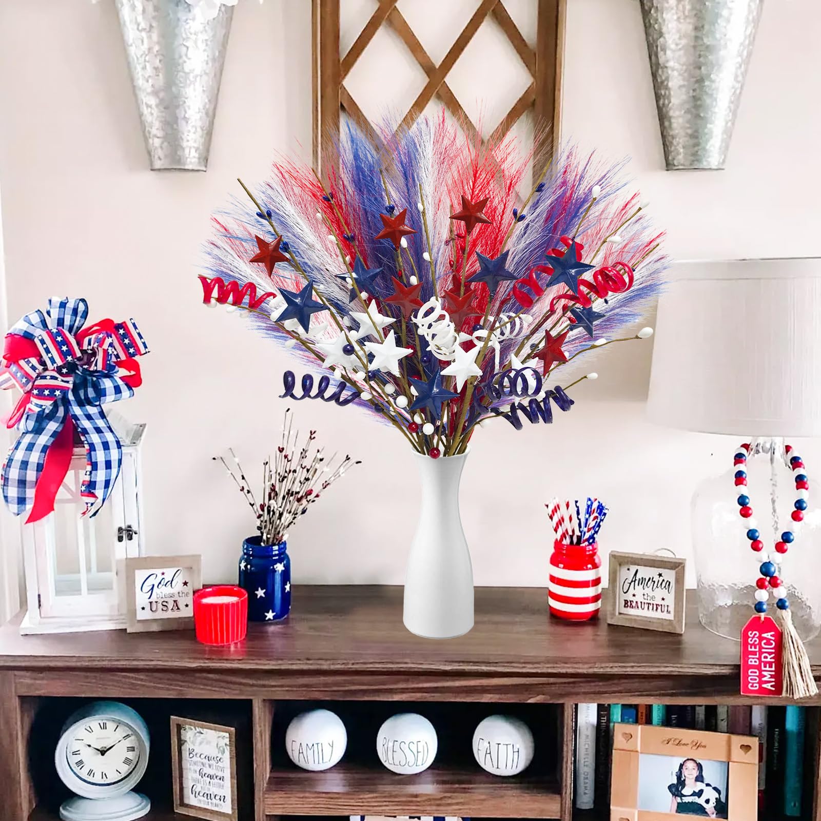 Caplidou bendable stems adapt easily for garlands and creative displays.
