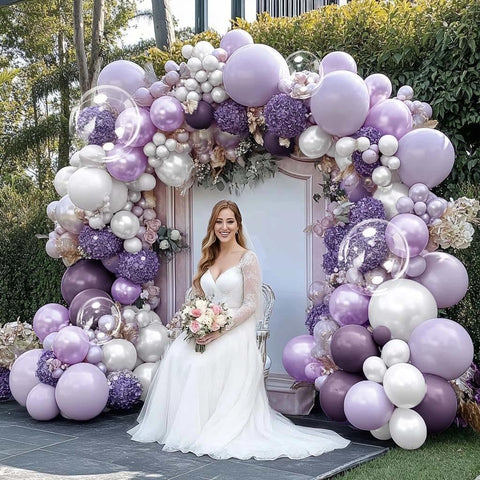 Captank clear bobo balloons add sparkle to the arch