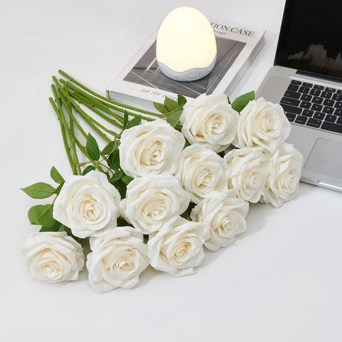 Carlita’s Blooms party decor roses add soft mood to events