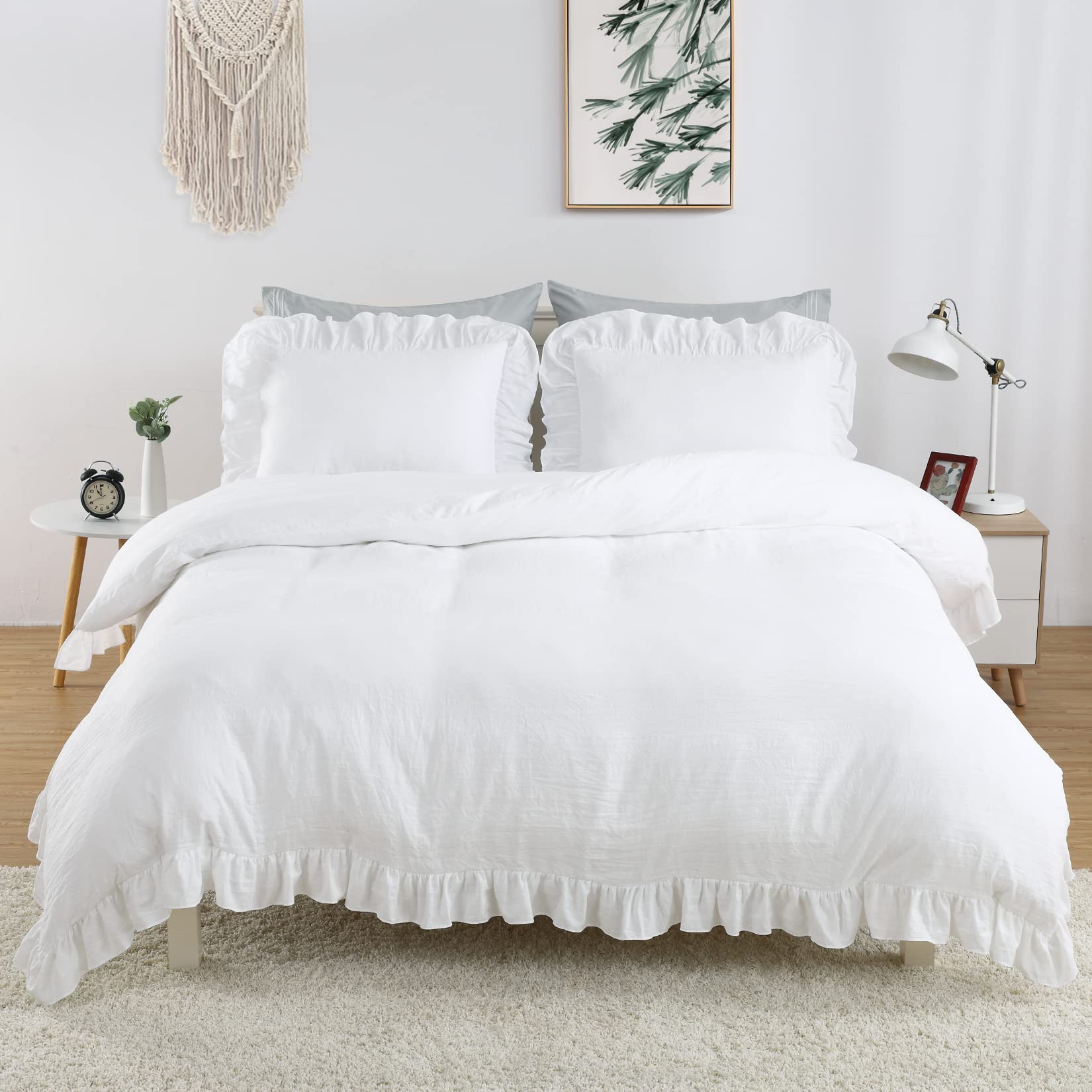 CAROMIO White Ruffle Duvet Cover on bed showing vintage French country style.