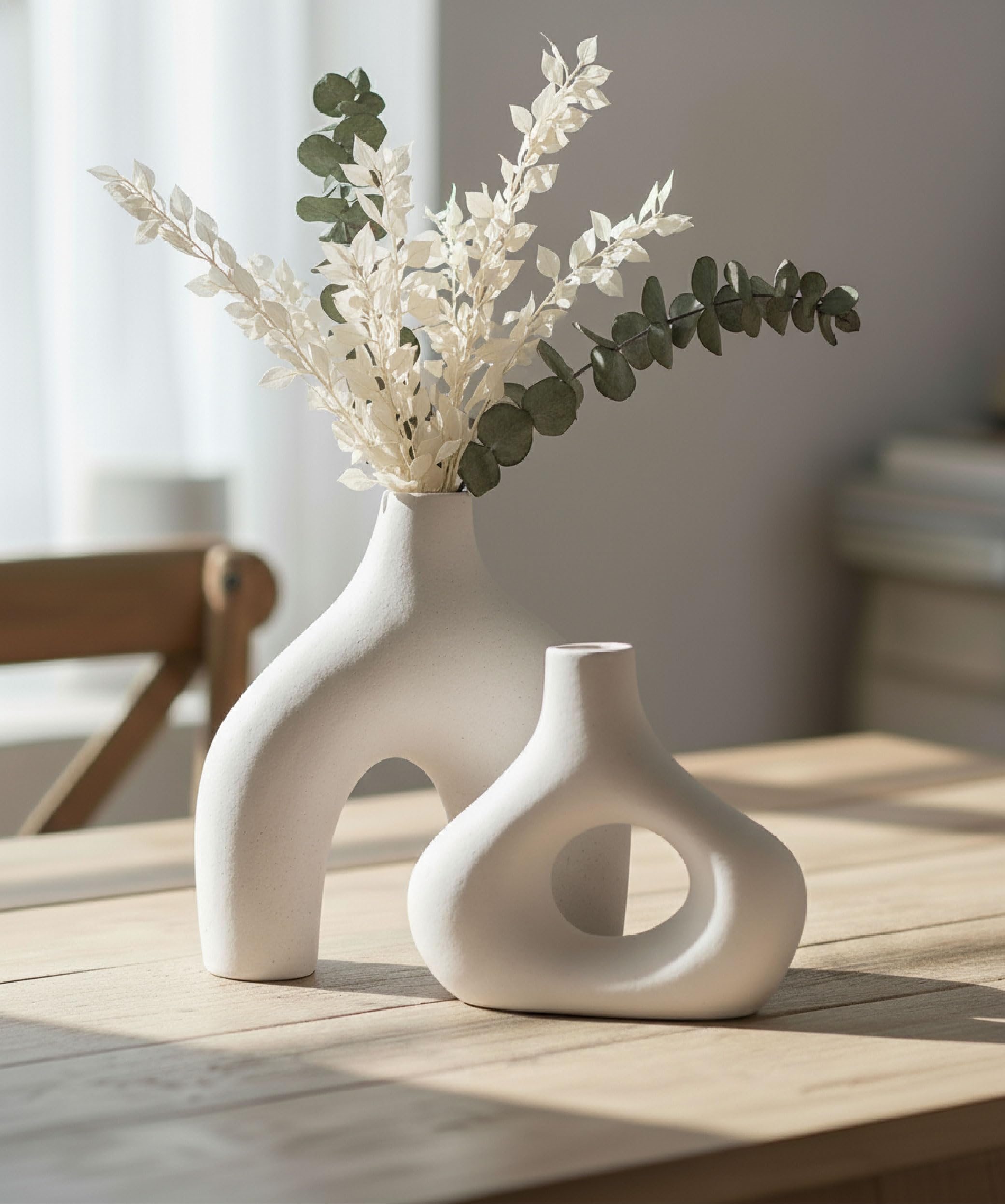 Carrot's Den donut vase 2-pack with Nordic minimalism boosts shelf decor.