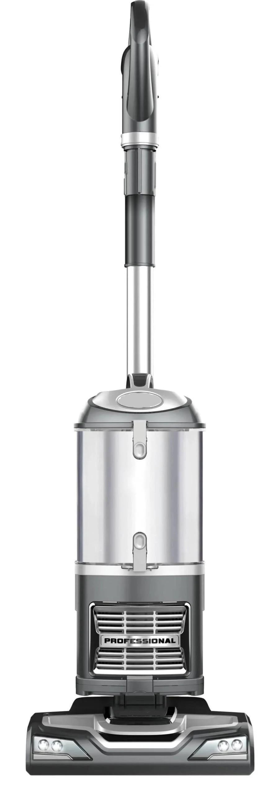 Casa Vacuums molded strain relief protects hose from wear and kinks.