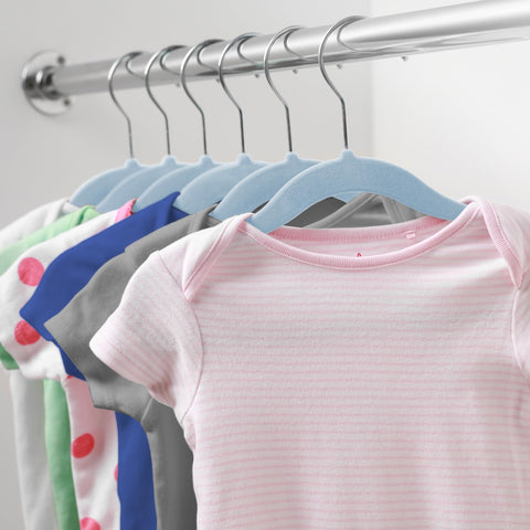 Casafield ultra-thin profile baby hanger optimizing closet space.