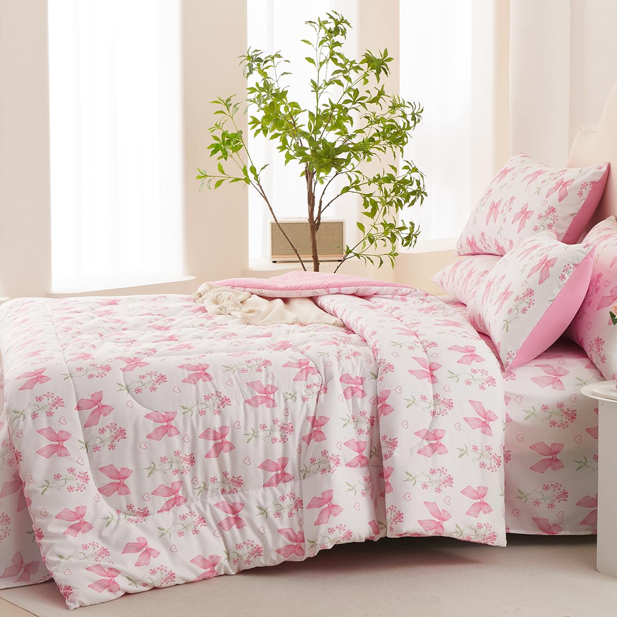 CCoutueChen bowknot detail highlights princess decor