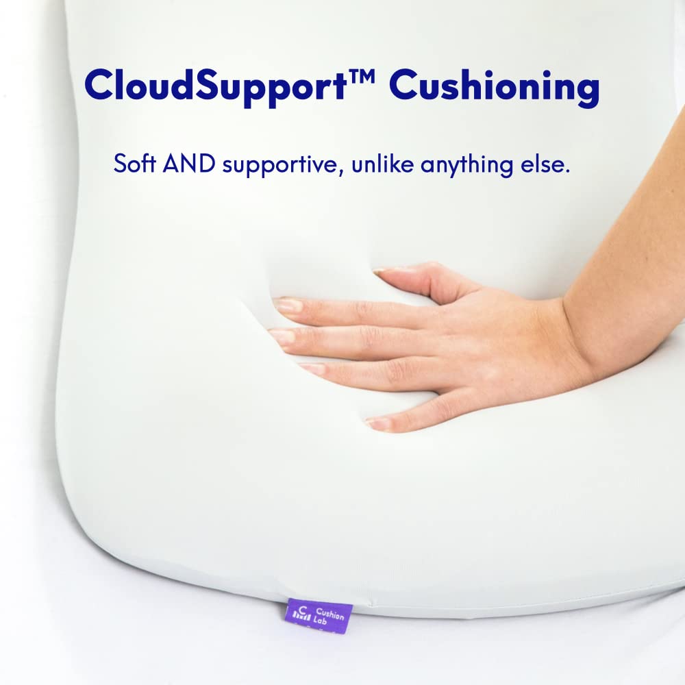 C CUSHION LAB Deep Sleep Pillow in-bed setup demonstrates versatile comfort for daily use.