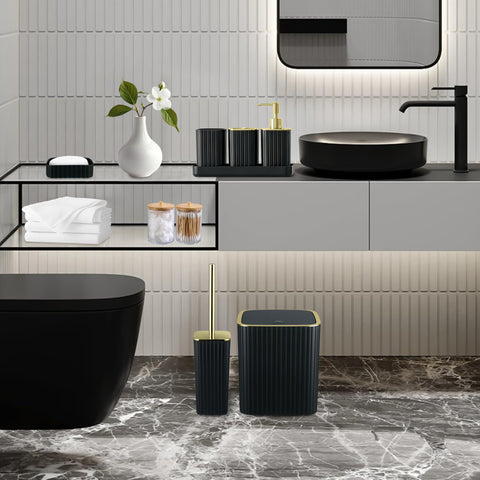 CedarShin black soap dish provides a stable rest for soap.