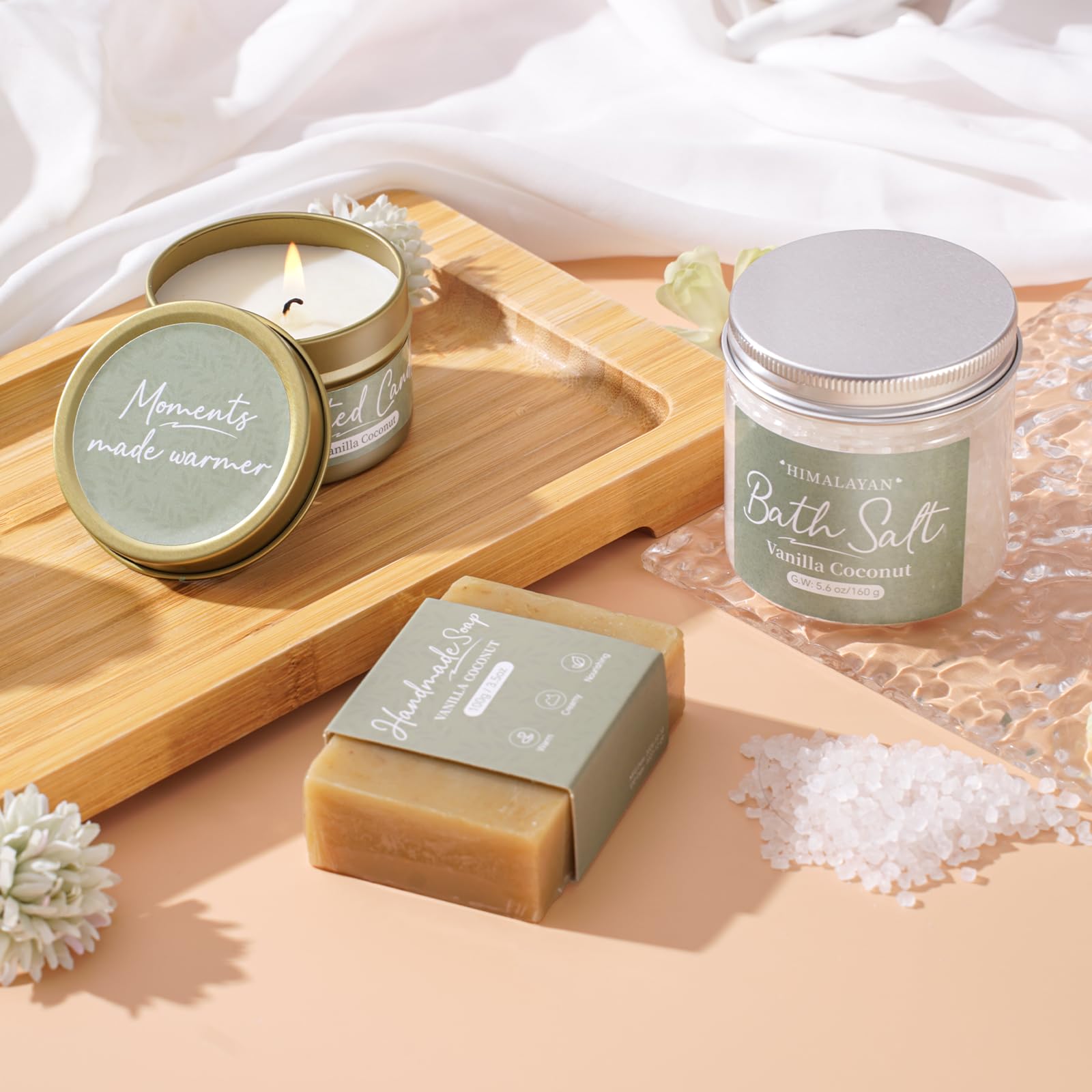 CenliBaw vanilla coconut candle adds a soft, creamy aroma
