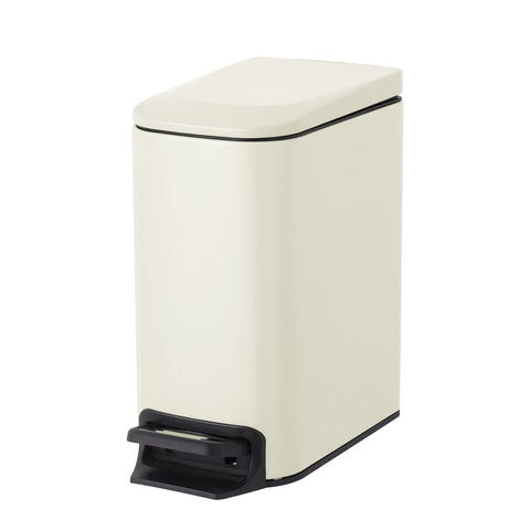 Cesun 6L small bathroom trash can with lid for compact spaces.