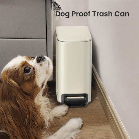 Cesun bag retention hole design keeps trash bags in place.