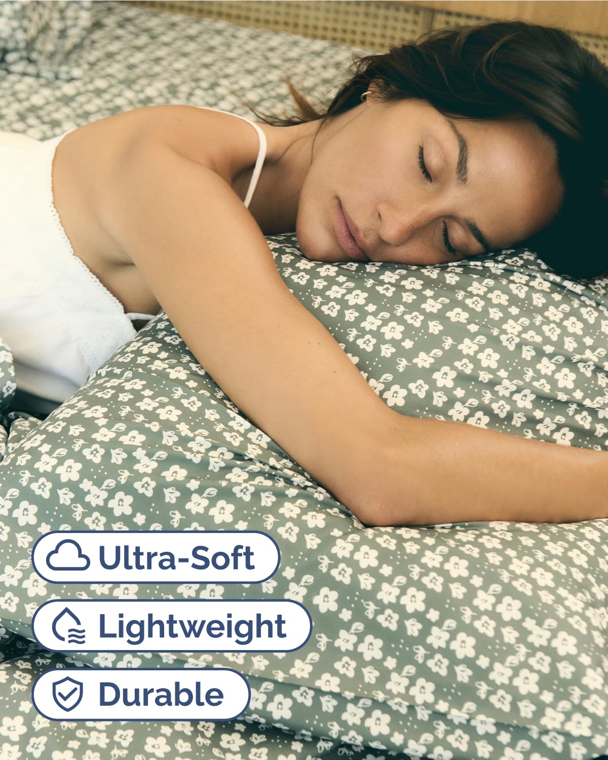 CGK Unlimited queen fitted sheet with deep pockets keeps the sheet secure