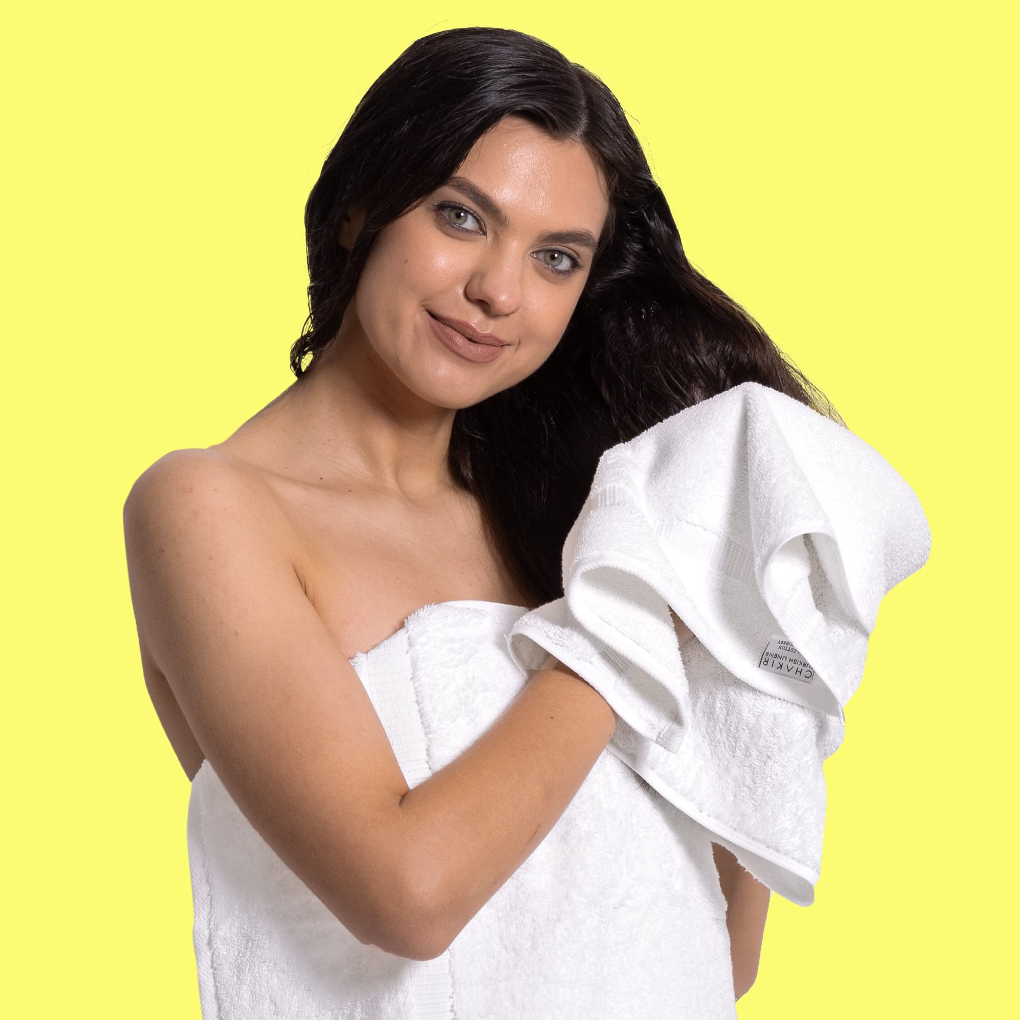 Chakir Turkish Linens absorbent cotton close-up highlighting plush texture.