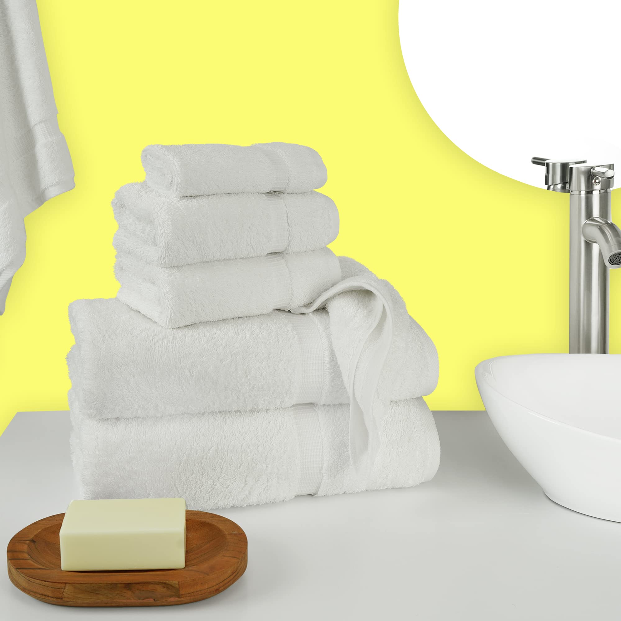Chakir Turkish Linens luxury hand towels highlight premium cotton softness for daily use.