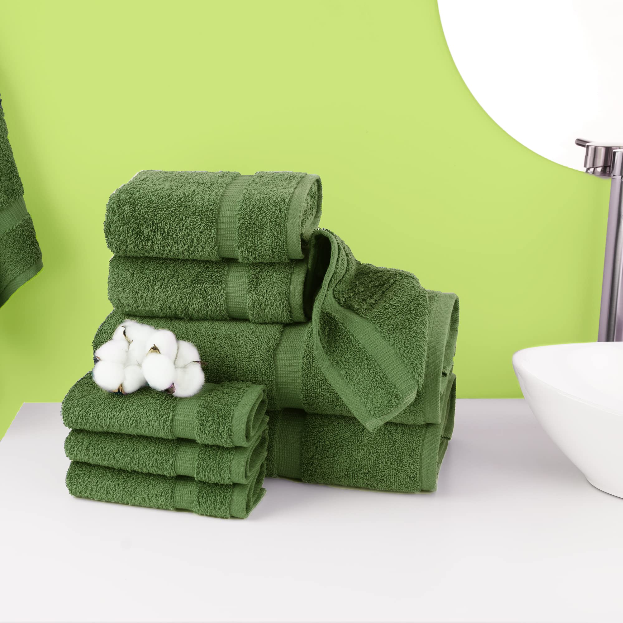 Chakir Turkish Linens Moss towel pile, soft weave for everyday comfort.