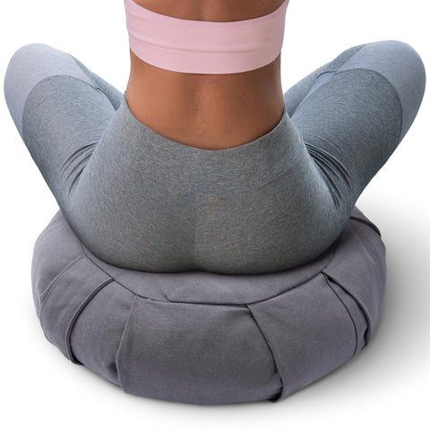 Cheer Collection meditation cushion with buckwheat filling supports proper posture during practice.