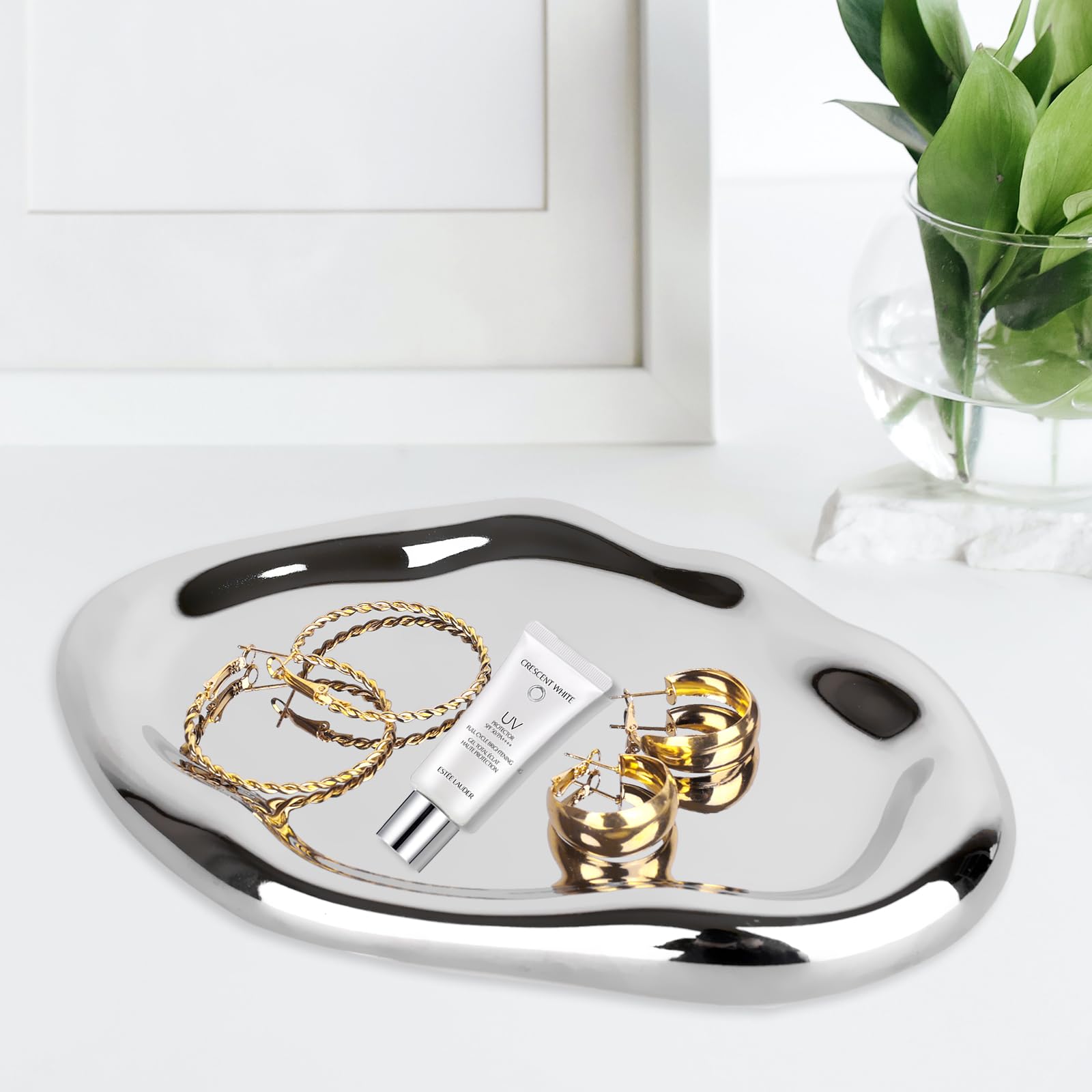 Chendecor silver tray side grooves emphasize stability and slip prevention for daily use.