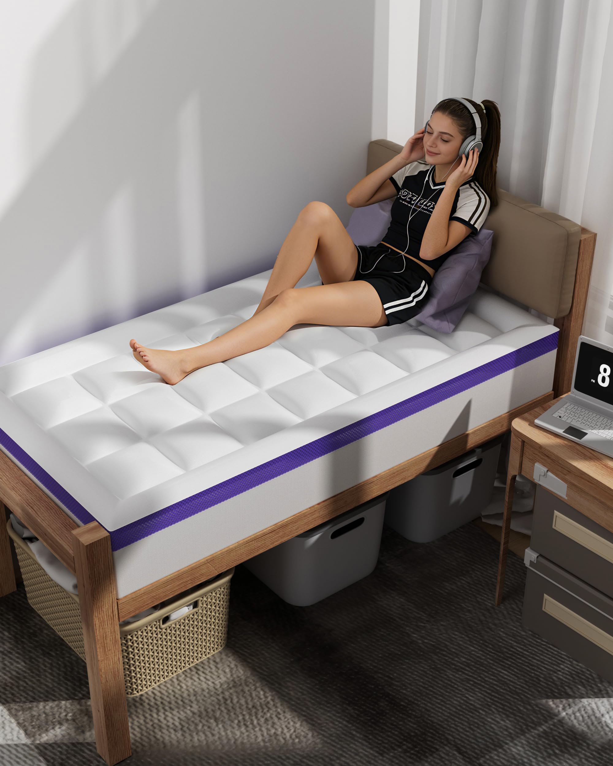 ChiXpace skin-friendly machine-washable topper preserves freshness between uses.