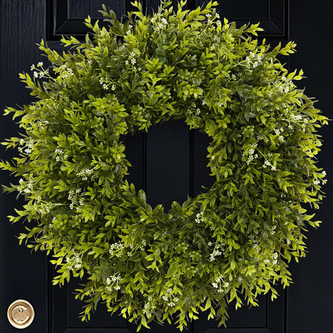 Chiyinbao boxwood wreath closeup reveals lifelike leaves and texture
