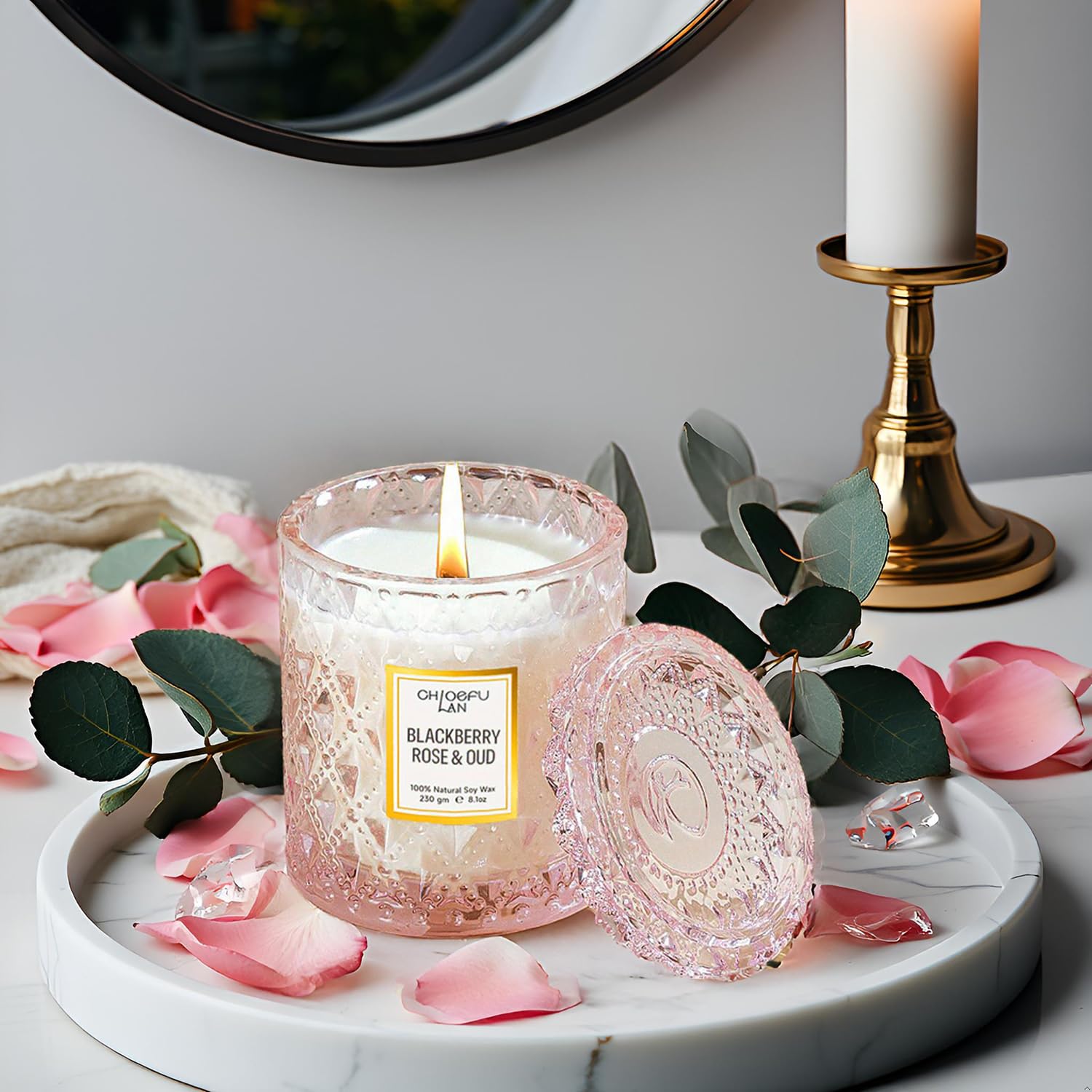 Chloefu LAN delicate Lingge pattern jar adds elegant decor.