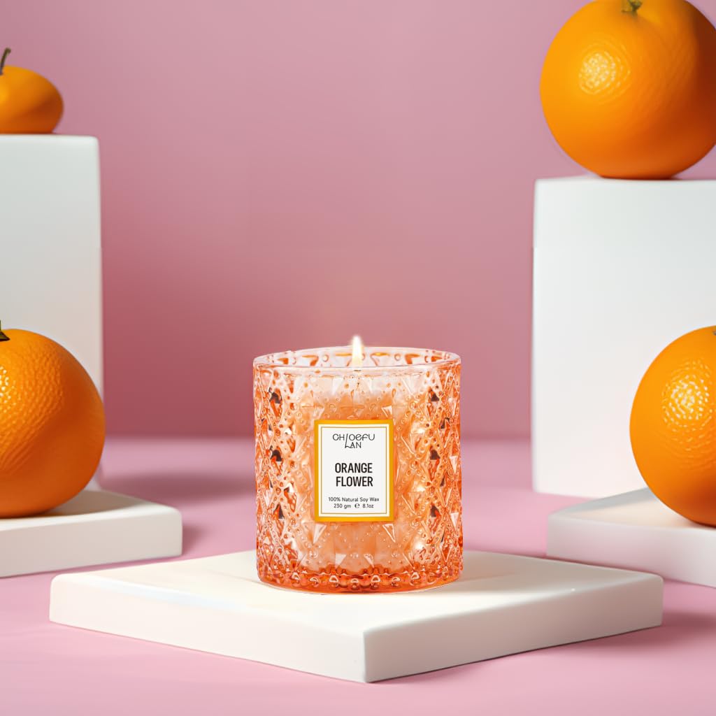 Chloefu LAN soy wax burns smokeless, keeping air clean.