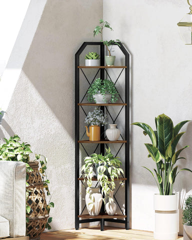 CHOEZON rustic brown and black finish enhances living room decor.