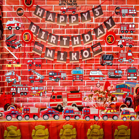 CHSLtmxq firefighter party set creates a cohesive theme.