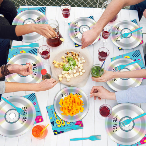 CHUNNIN high-quality paper plates and napkins safe for all ages.