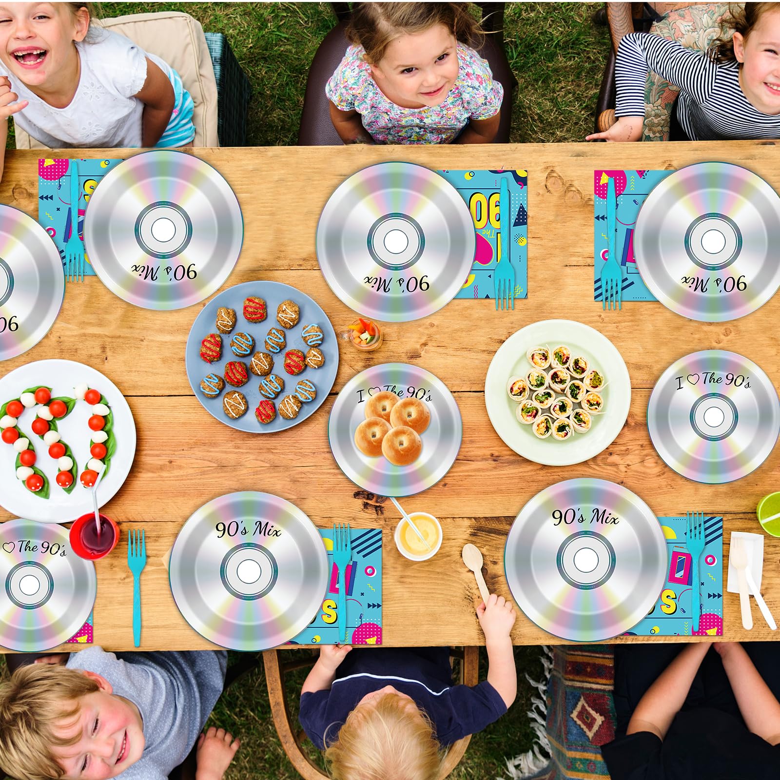 CHUNNIN retro party decor evokes nostalgic atmosphere for events.
