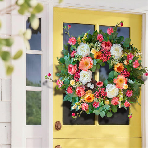 CHvista wreath makes a thoughtful gift for birthdays and housewarmings.