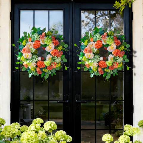 CHvista weather-resistant wreath withstands outdoor conditions