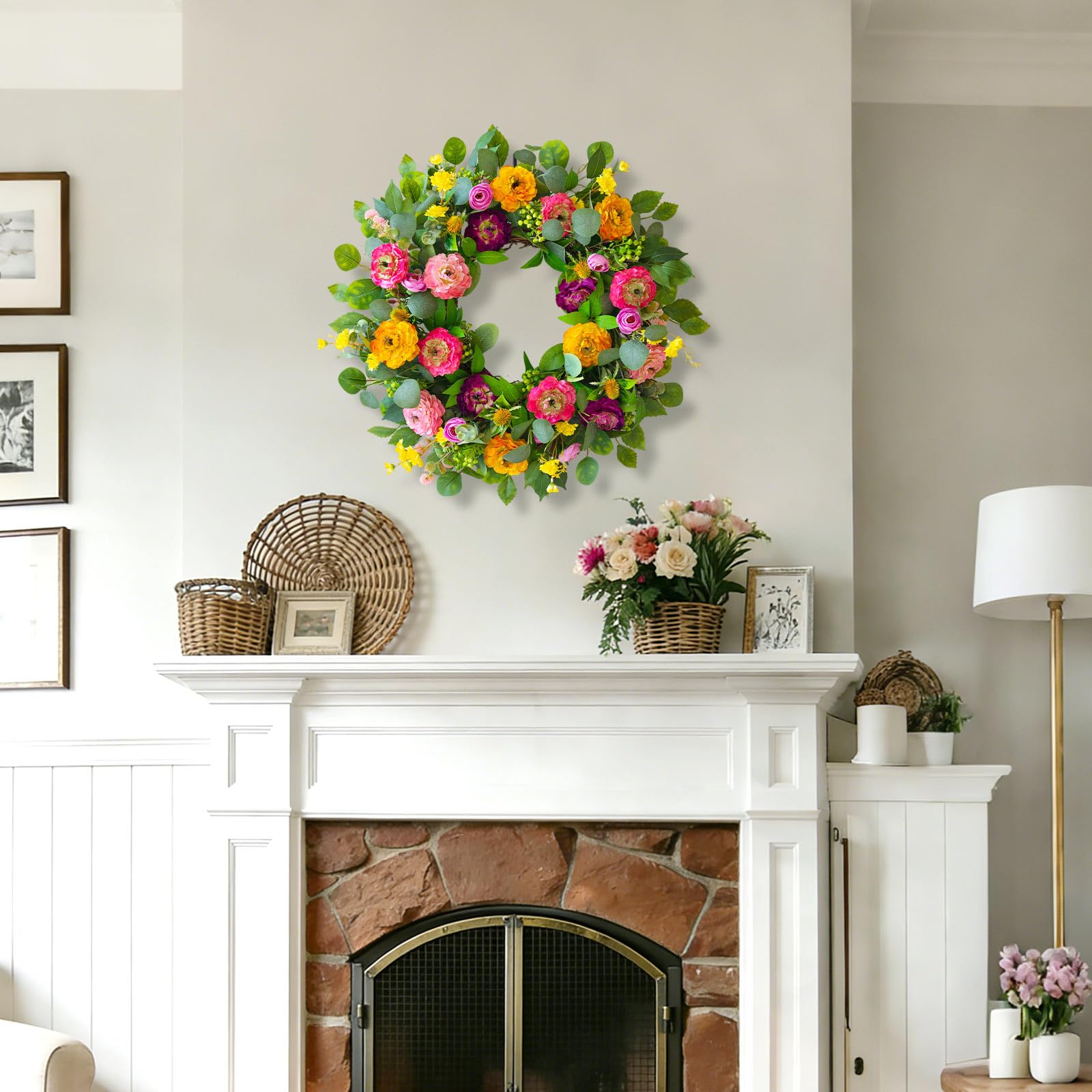 Weather-resistant CHvista wreath maintains beauty with fade-resistant blooms