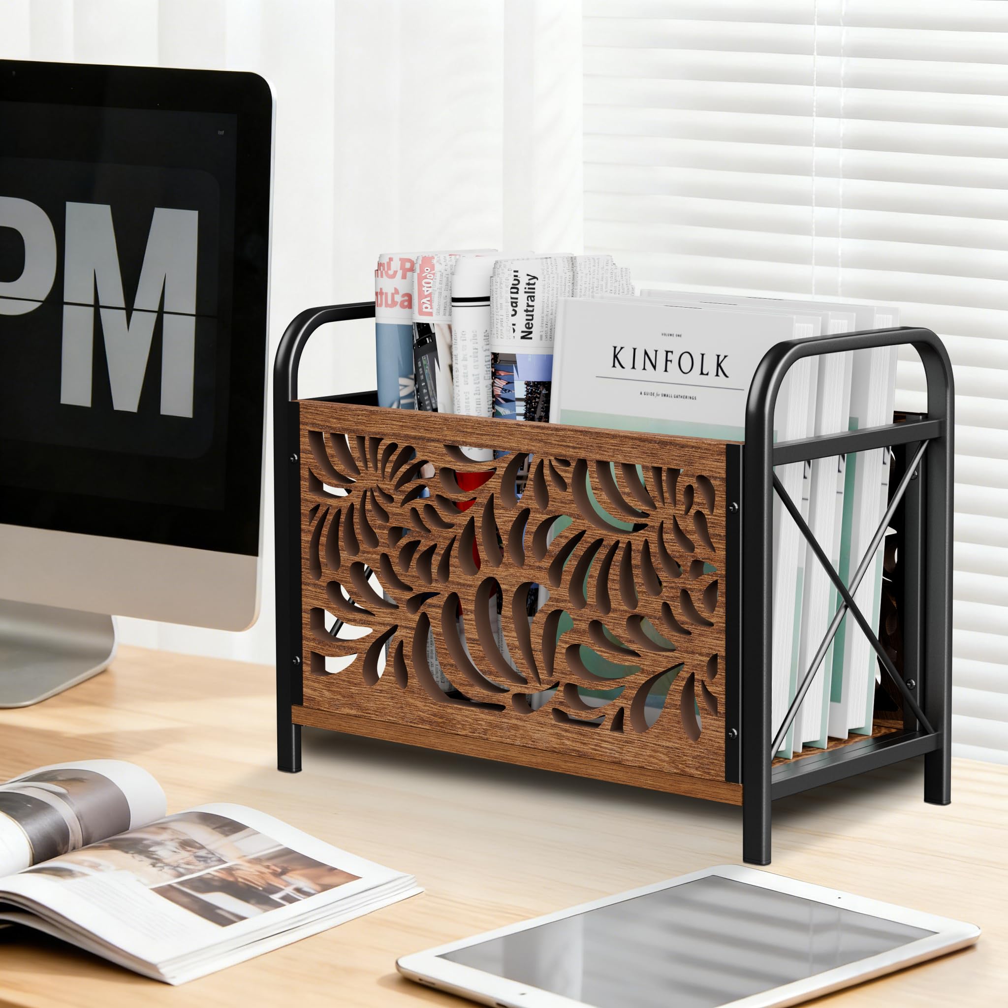 CILXGQLN magazine rack side view shows handles for easy carrying and stability.