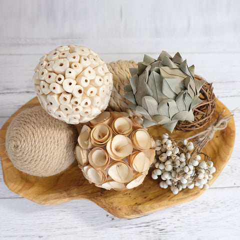 CIR OASES 6pcs woven wicker balls add natural texture to centerpieces.