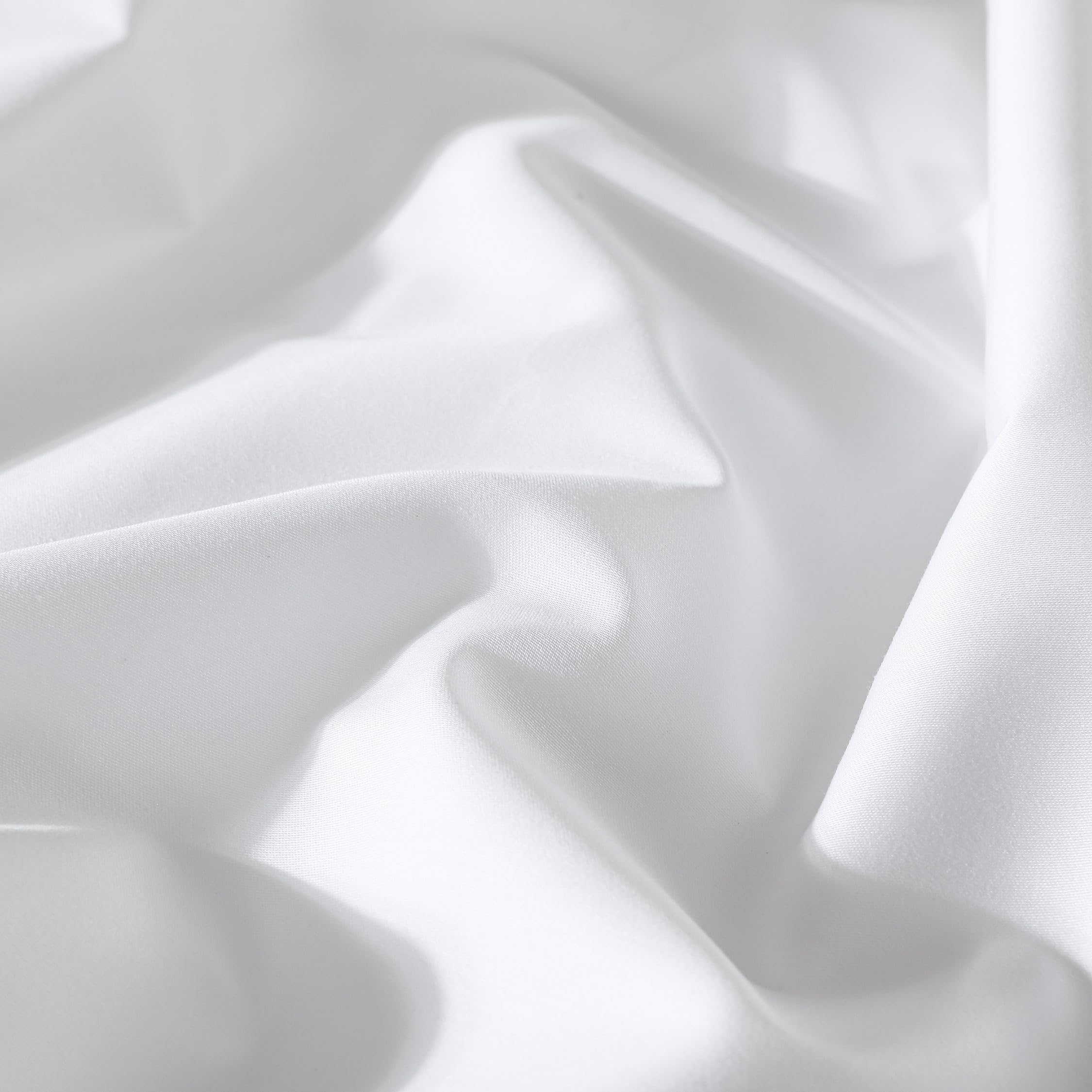 CirclesHome 20x26 pillow protector fits standard pillows universally.