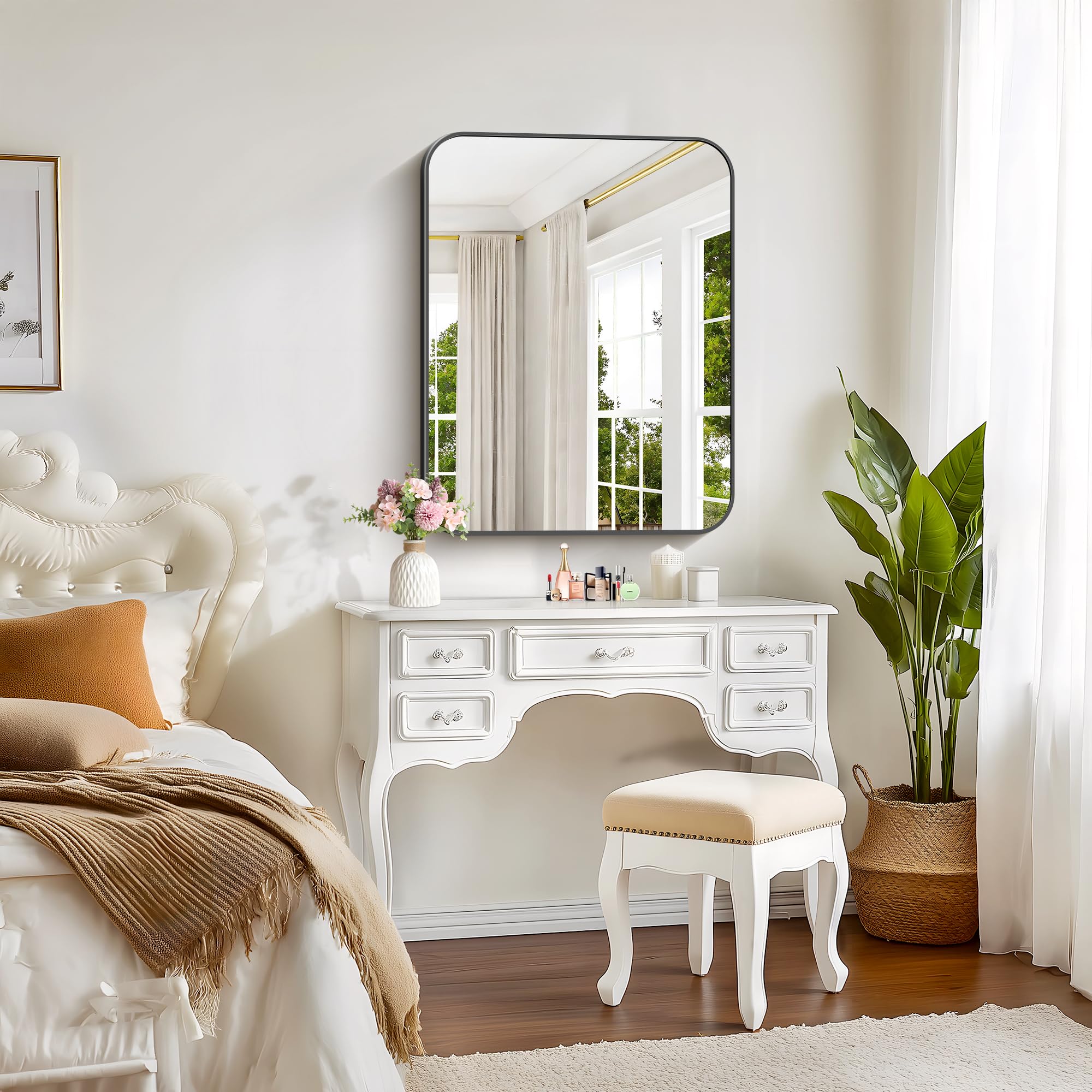 CIVENO shatterproof glass mirror provides a durable, distortion-free view.