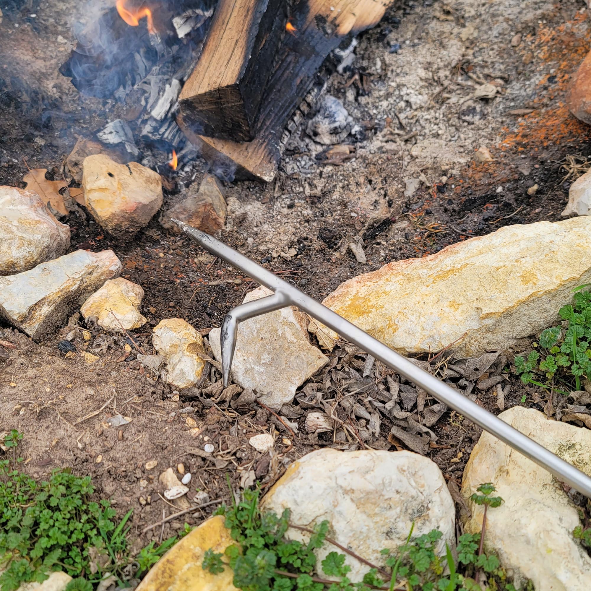 CKLT poker handles coals safely during tending