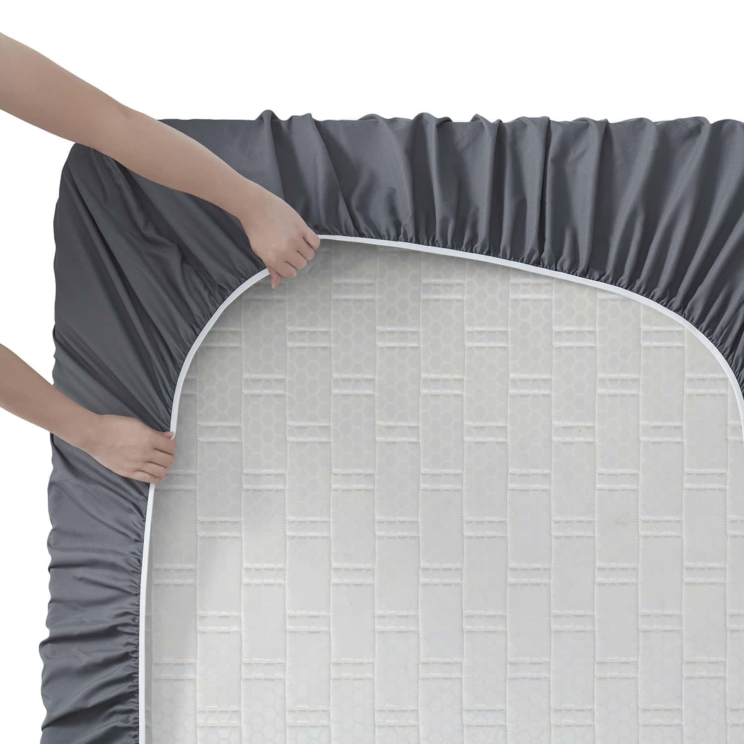Clara Clark low-profile design keeps sheets neatly in place
