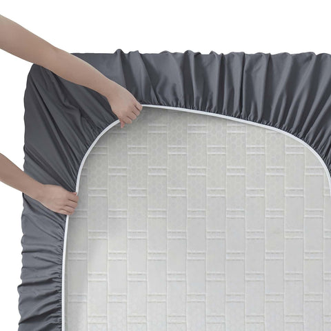 Clara Clark low-profile design keeps sheets neatly in place