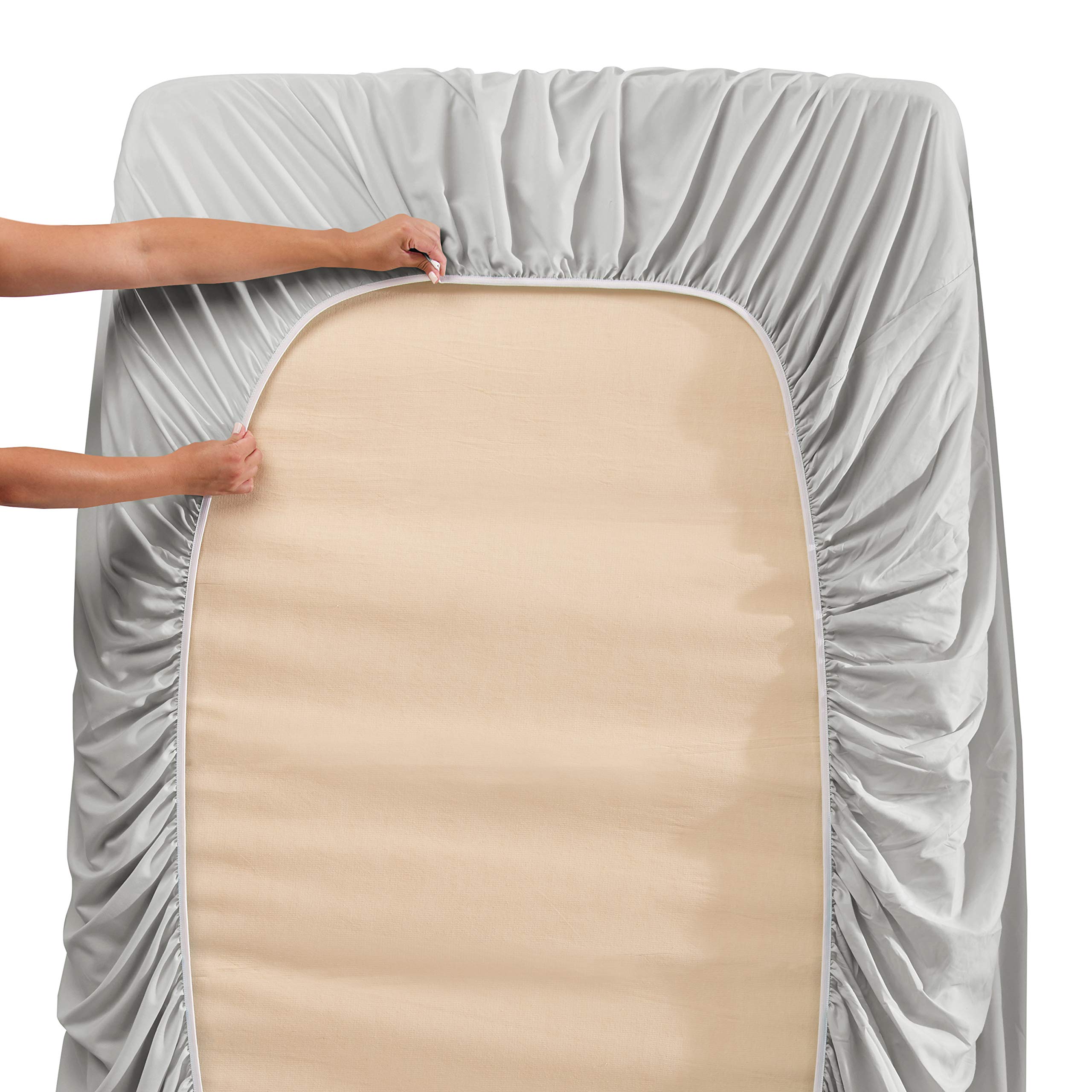 Clara Clark silver color sheets stay vibrant and fade-resistant after washing.