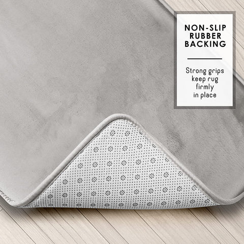 Clara Clark velvet fleece bath mat delivers cloud-like softness underfoot.