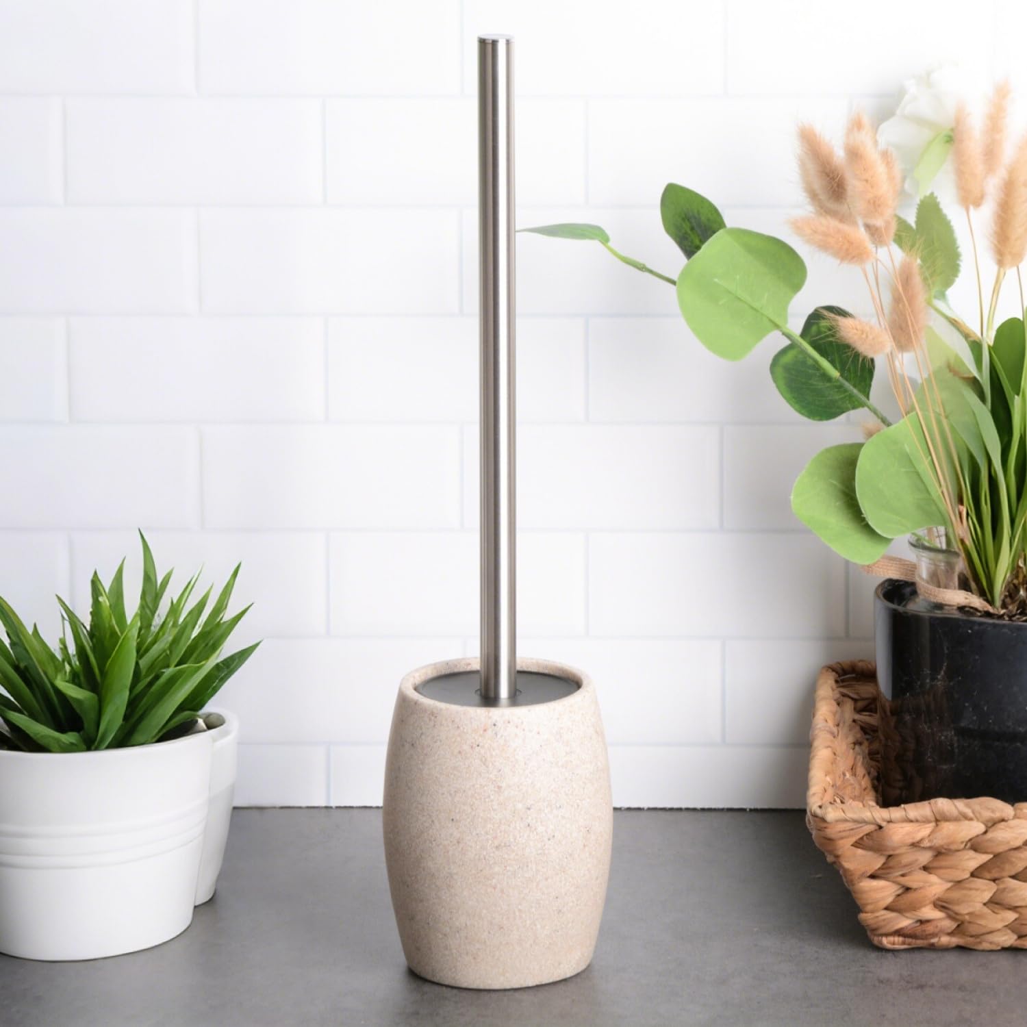 Clasin Home 360 degree cleaning bristles reach tough spots
