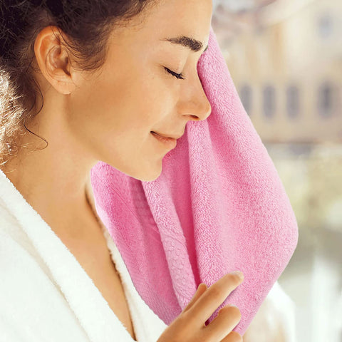 Cleanbear care-friendly washcloths are machine washable for easy upkeep.